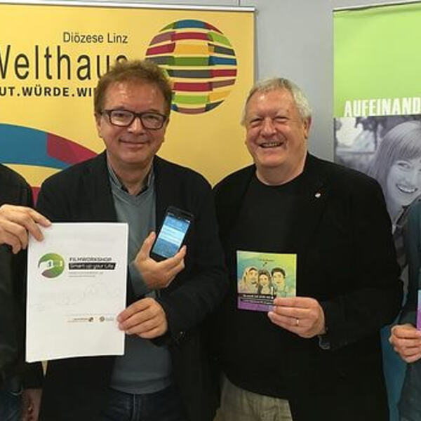 v.l.: Martin Stöbich, LR Rudi Anschober, Bert Brandstetter und Claudia Zechmeister