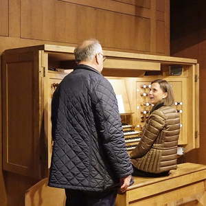 Domorganist Wolfgang Kreuzhuber mit Teilnehmerin Stanka Balogova
