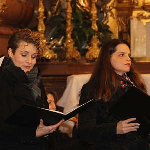 Martha Hirschmann (Alt) und Marelize Gerber (Sopran).